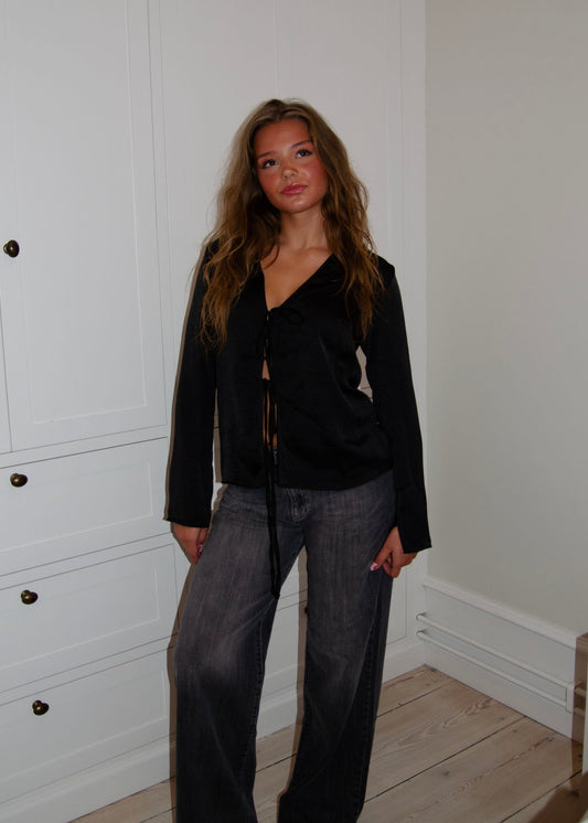 Elyana · Top Liaison Élégante
