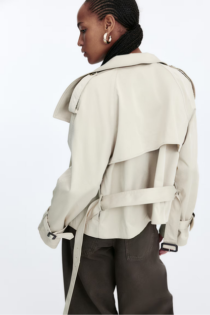 Elyana ⸱ Trench Verona