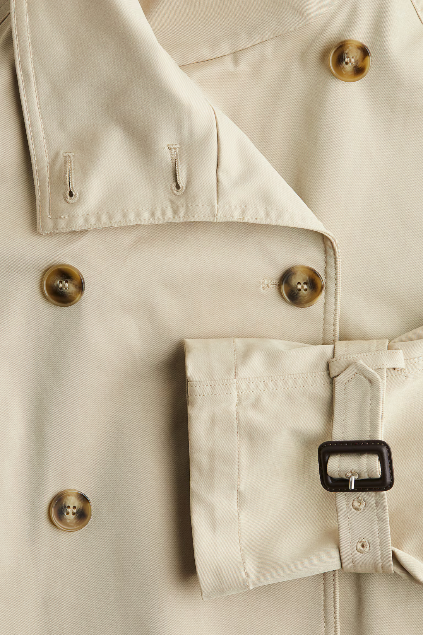 Elyana ⸱ Trench Verona