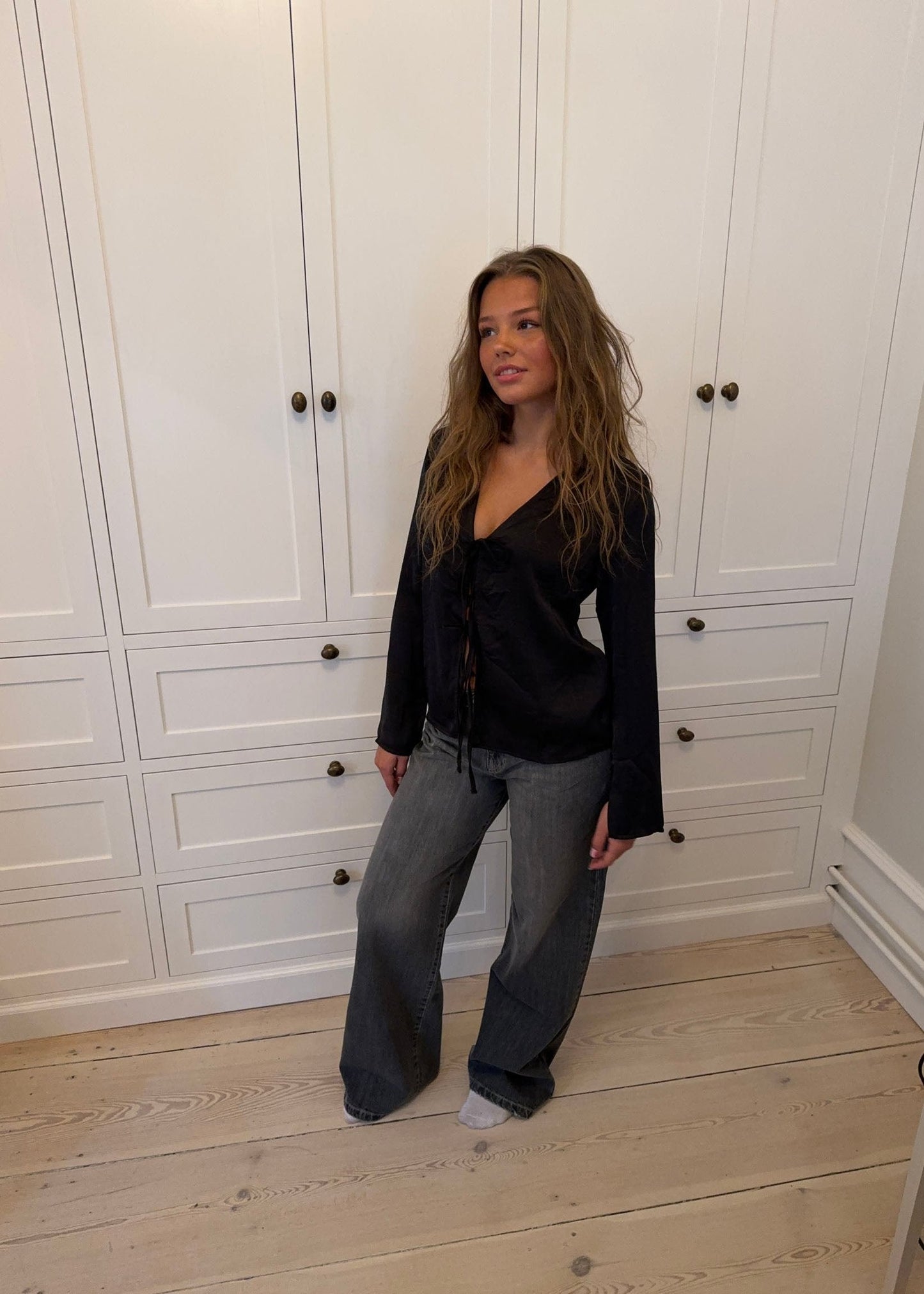 Elyana · Top Liaison Élégante